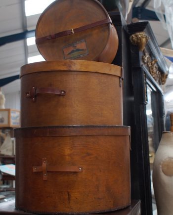 vintage wooden hat box (SOLD)