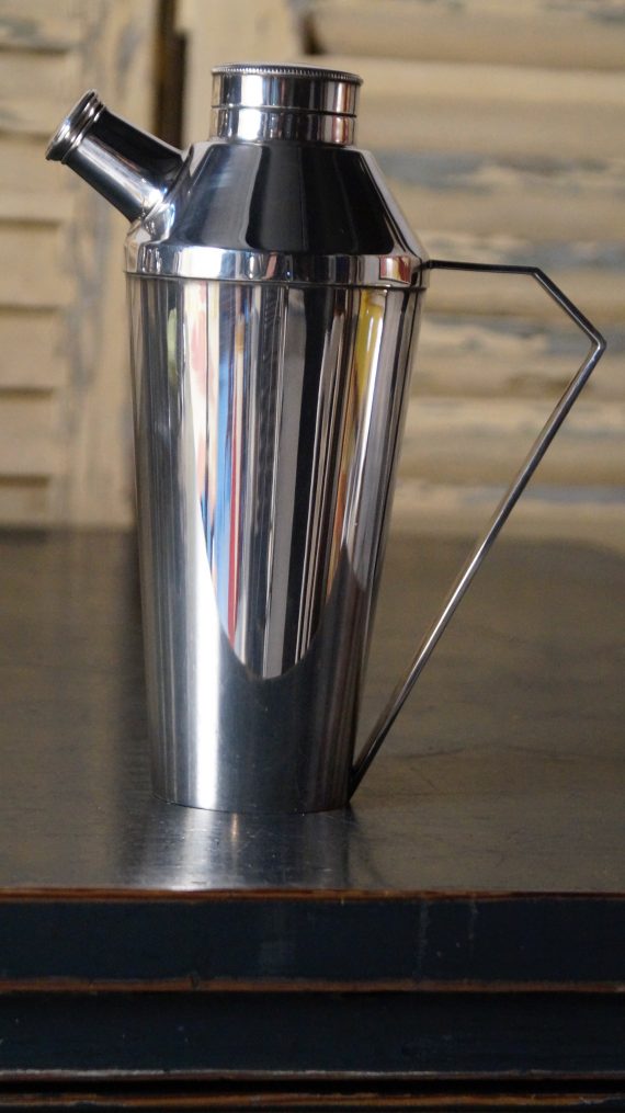 1930's Art Deco Cardinal Plated Cocktail Shaker