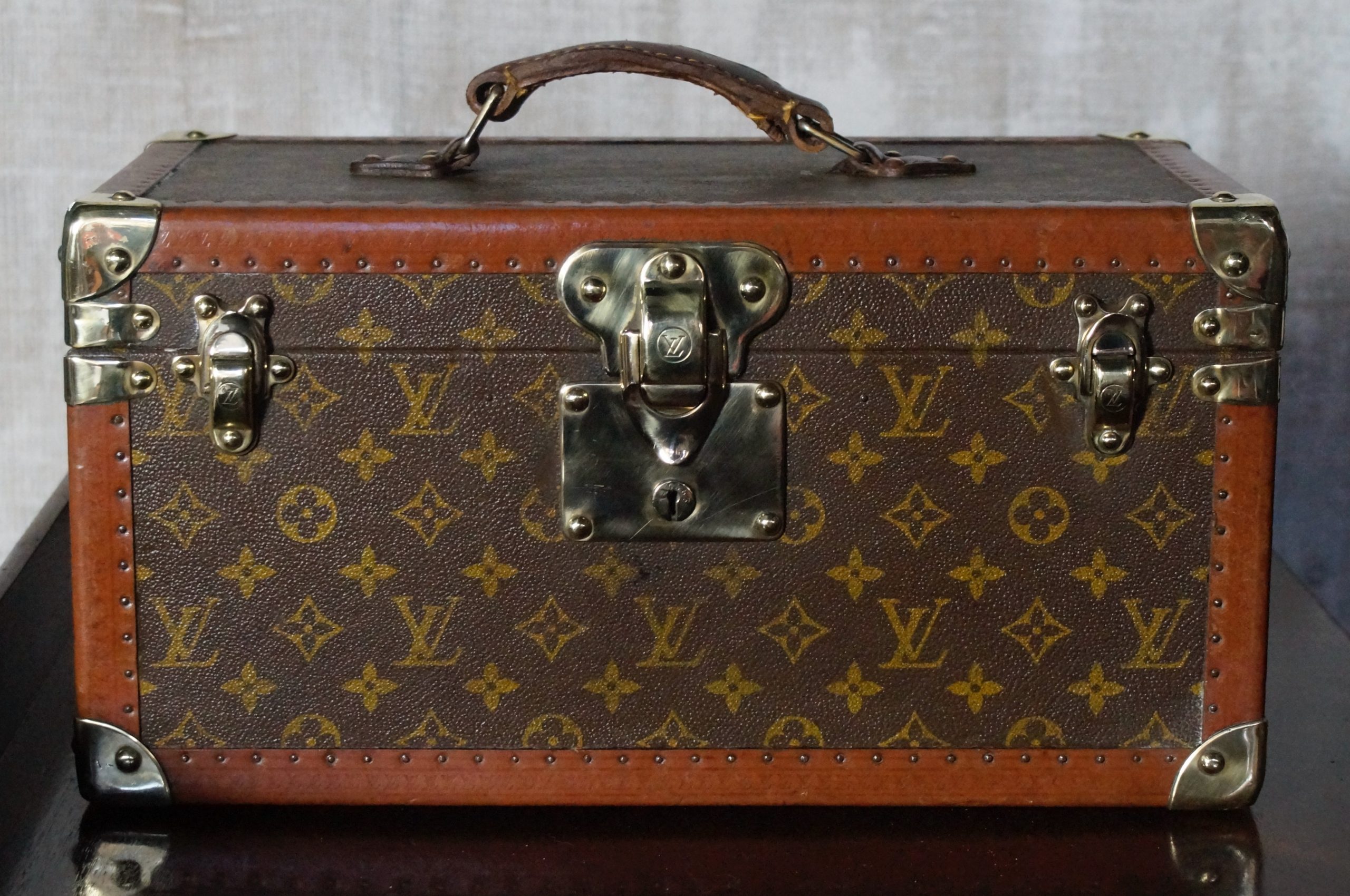 1920’s Louis Vuitton Vanity Case (SOLD)