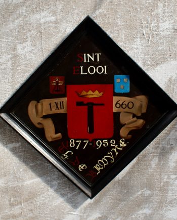 Vintage Belgique Family Hatchment