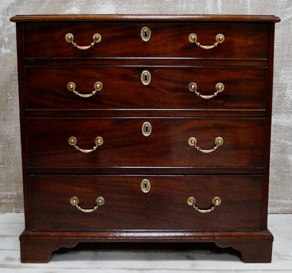 George III Mahogany Chest of Drawers