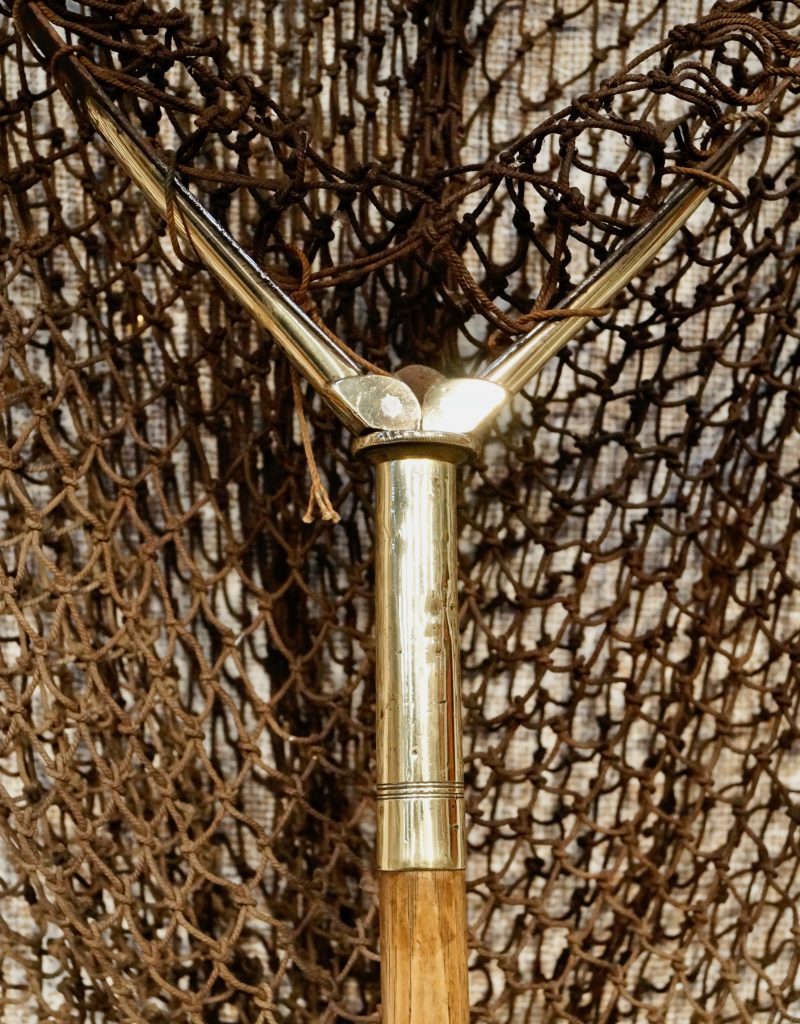 Victorian Farlow Oak & Brass Gye Landing Net – Clubhouse Interiors Ltd