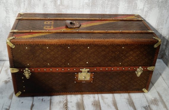 French Aux États Unis Travel Wardrobe (SOLD)