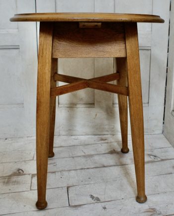 Vintage Gaskell & Chambers Oak Tavern Table