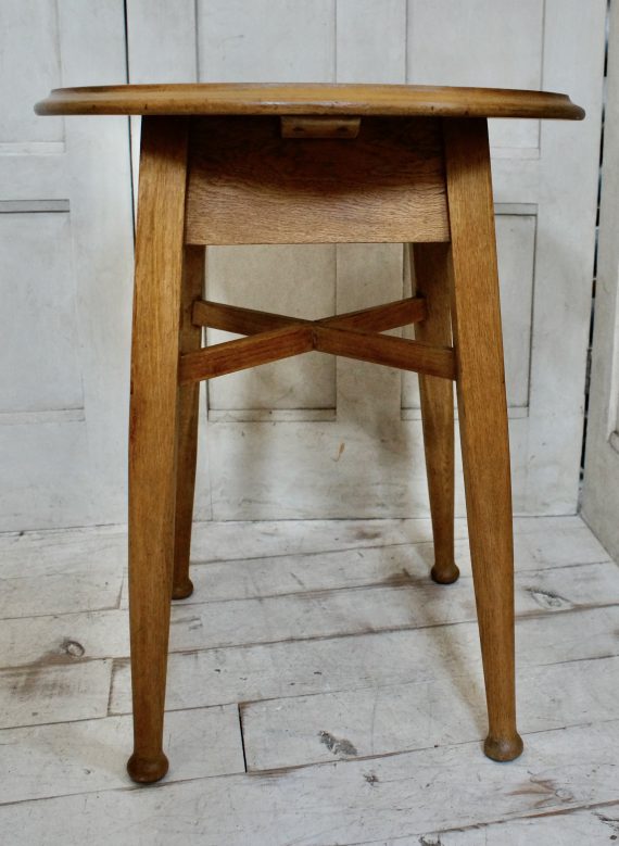 Vintage Gaskell & Chambers Oak Tavern Table