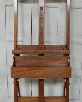 Vintage Grumbacher No 220 Easel