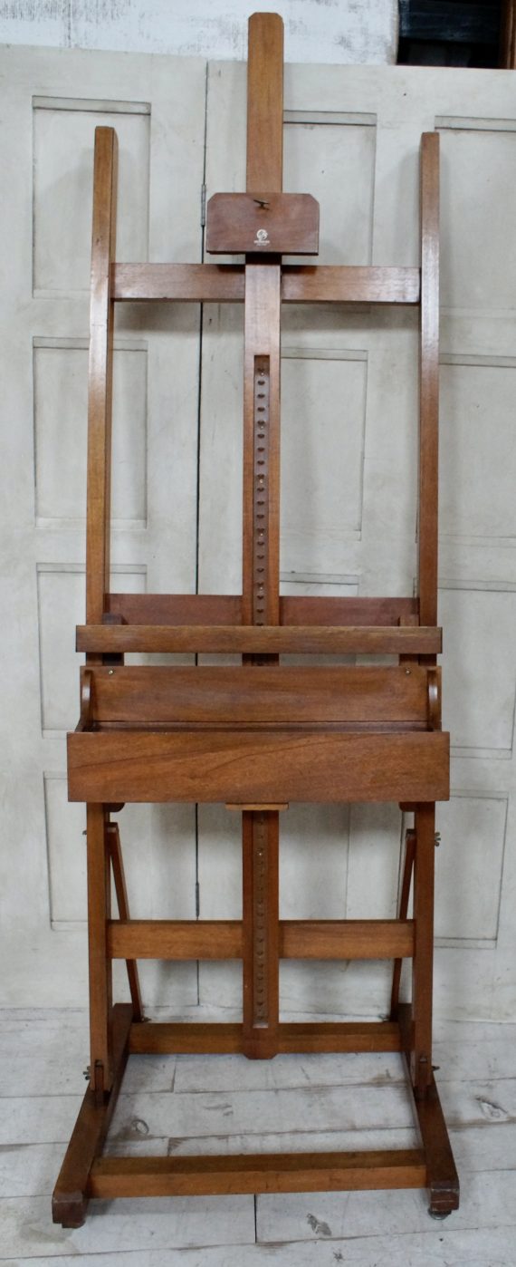 Vintage Grumbacher No 220 Easel